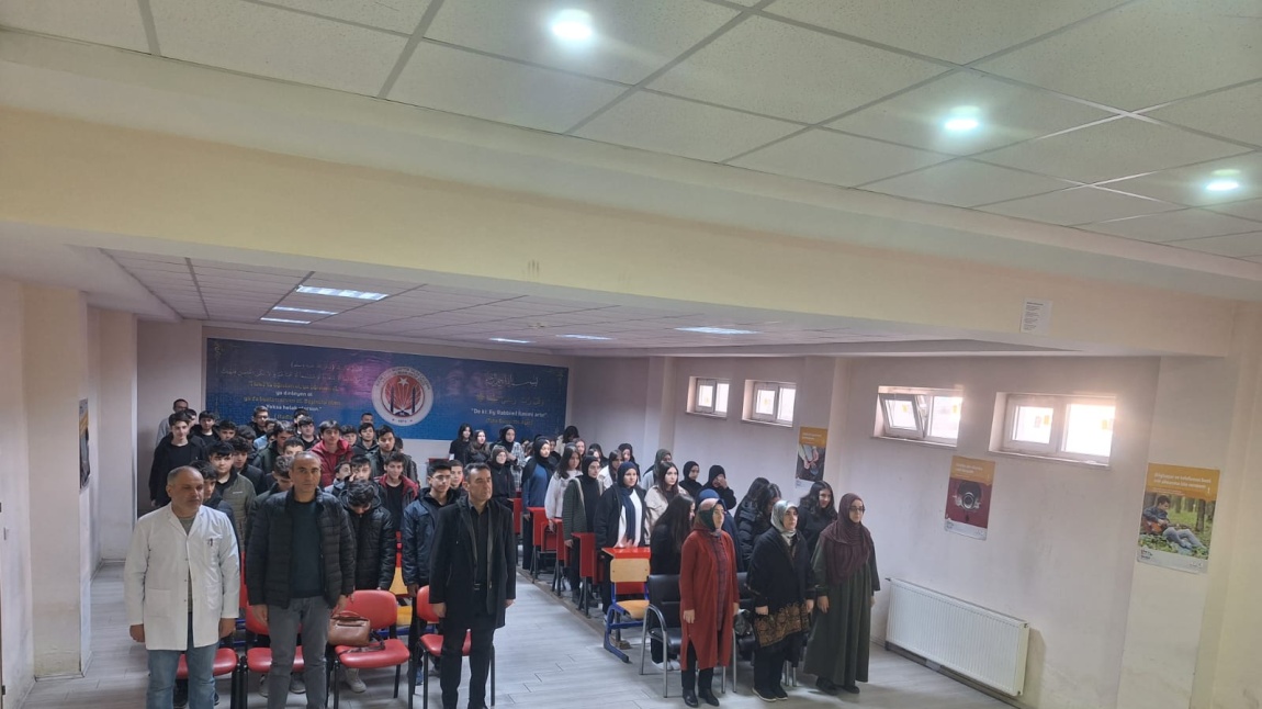 Okulumuzda 12 Mart İstiklal Marşımızın Kabulü ve Mehmet Akif ERSOY'u  Anma Programı Düzenlendi.